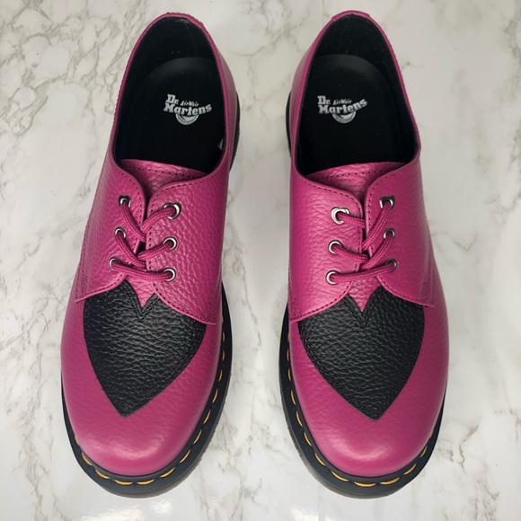 Dr. Martens Shoes - NWT Rare Dr. Doc Martens 1461 Amore Heart Leather Oxford Shoes Pink Size 10